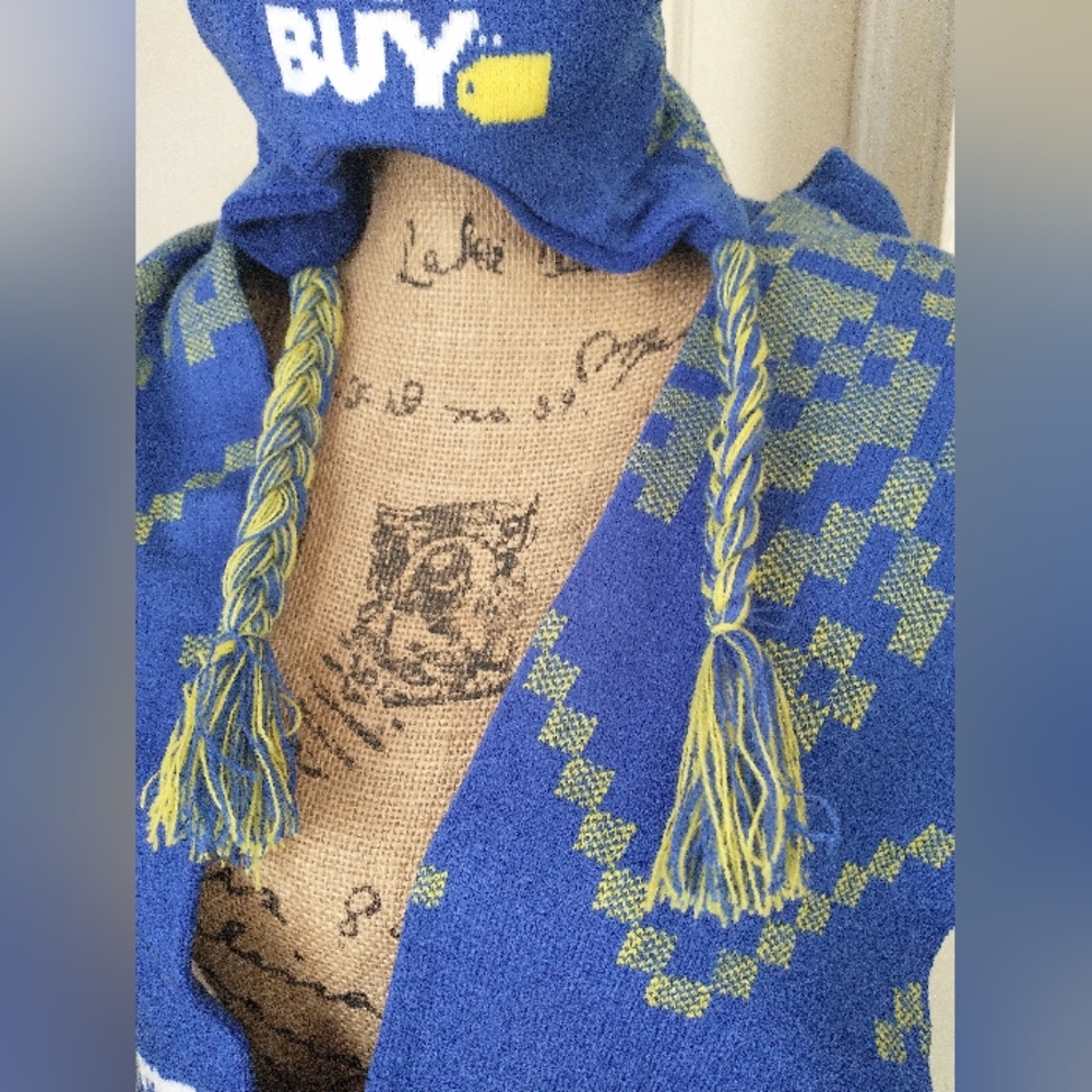 Knit Scarf and Pom Pom Beanie BEST BUY BRANDED Blue & Yellow - Picture 5 of 11